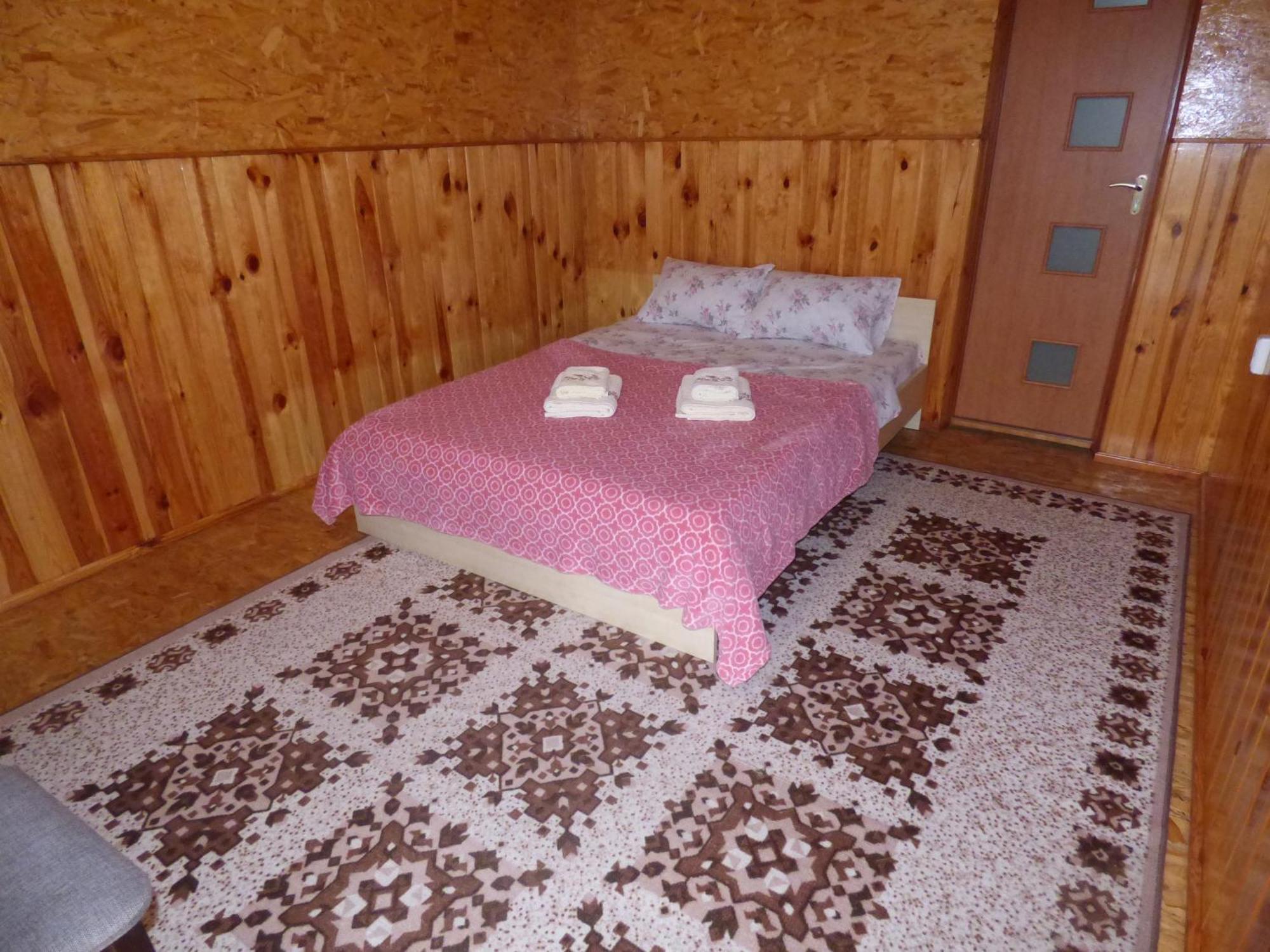 Приватна Садиба "У Оксани" Pul'mo Exterior photo